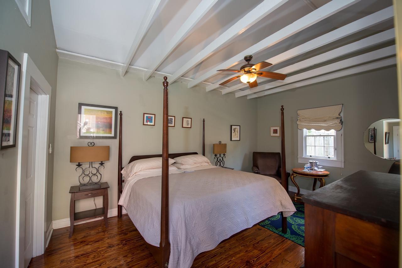 ニューオーリンズ Maison De Macarty Bed & Breakfast エクステリア 写真